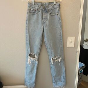 Levi’s Straight Leg Jeans